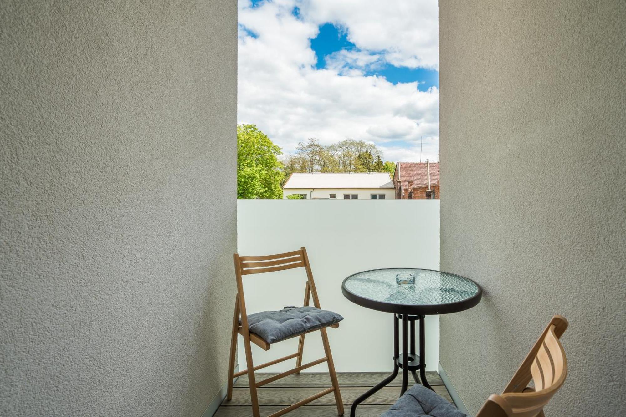 Perla Hradce 103 Apartment Hradec Kralove Exterior photo