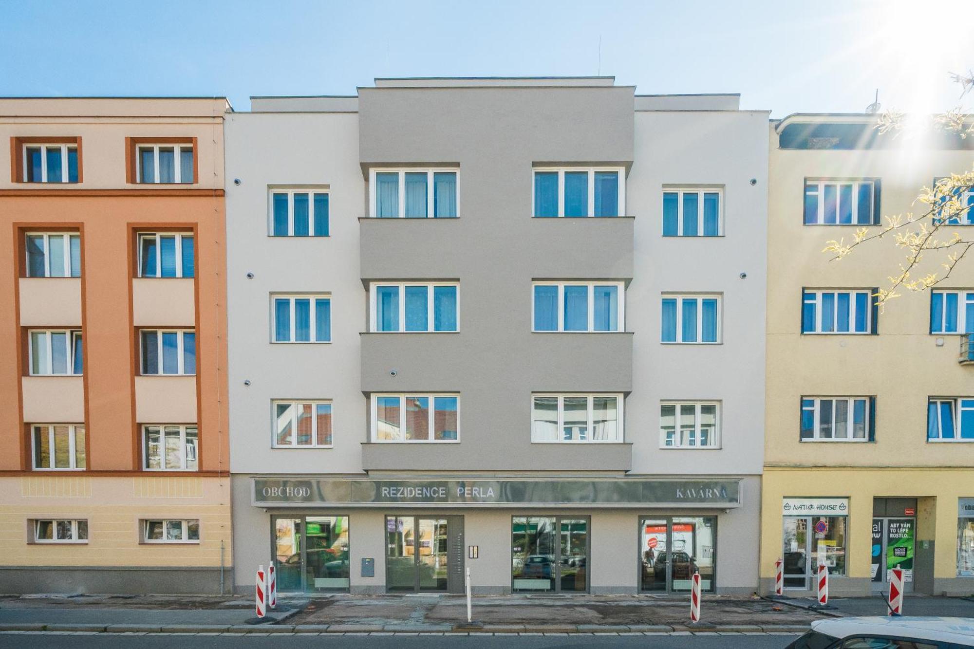 Perla Hradce 103 Apartment Hradec Kralove Exterior photo