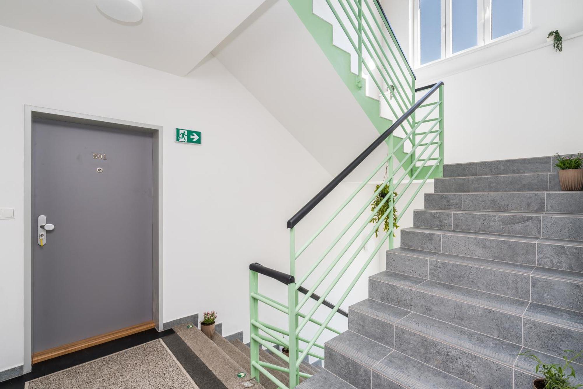 Perla Hradce 103 Apartment Hradec Kralove Exterior photo